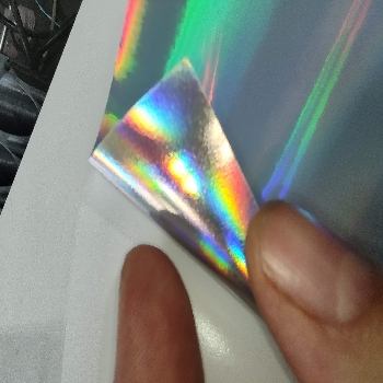 Samolepilna folija hologramska srebrna vodoodporna A4 laser ali inkjet